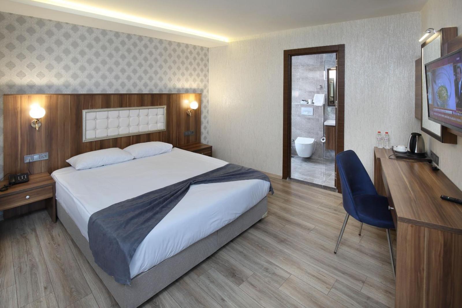 Adana Taskoeprue Hotel Dış mekan fotoğraf